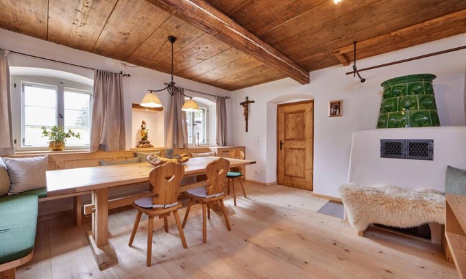 Muhldorfl Apartment | 145 m² Apartment ∙ 3 bedrooms ∙ 6 guests