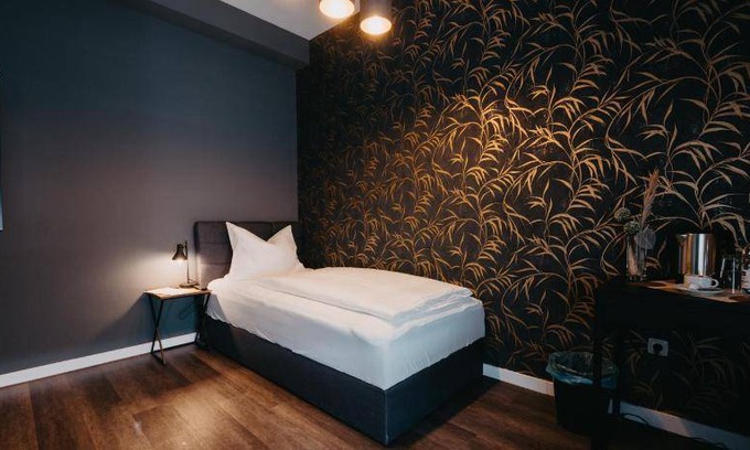 Waldaschaff Hotel | 15 m² Hotel ∙ 2 guests