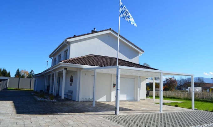 Lechbruck Apartment | 160 m² Apartment ∙ 4 bedrooms ∙ 8 guests
