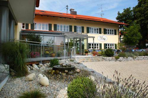 Haigerloh Hotel | 17 m² Hotel ∙ 3 guests