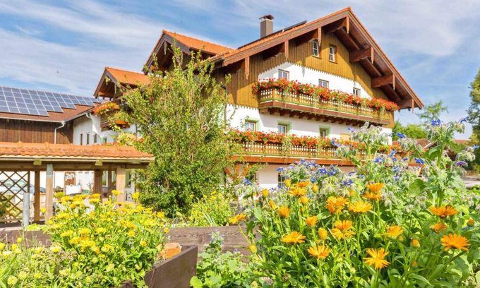 Obing Apartment | 175 m² Apartment ∙ 2 bedrooms ∙ 6 guests