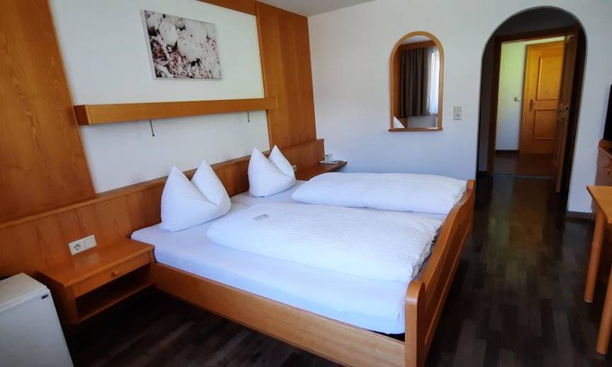 Pfafflar Hotel | 21 m² Hotel ∙ 1 bedroom ∙ 2 guests