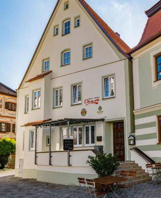 Vohburg an der Donau Bed & Breakfast | 23 m² Bed and breakfast ∙ 2 guests