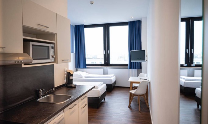 Alt-Moosach Apartment | 24 m² Apartment ∙ 2 guests