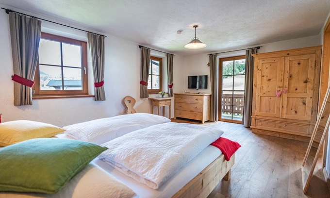 Abfaltersbach Hotel | 24 m² Hotel ∙ 1 bedroom ∙ 2 guests