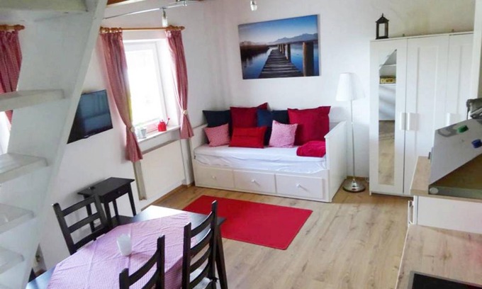 Bad Endorf Apartment | 25 m² Apartment ∙ 3 guests