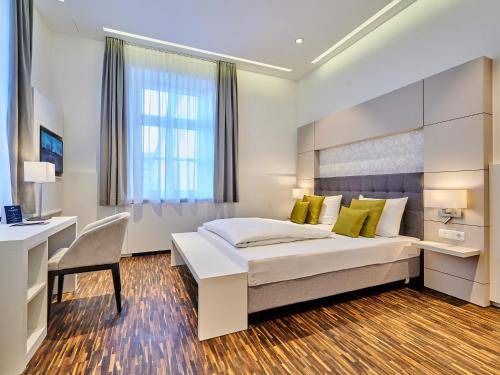 Neutraubling Apartment | 25 m² Serviced apartment ∙ 2 guests
