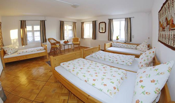 Sulzberg House | 250 m² House ∙ 5 bedrooms ∙ 15 guests