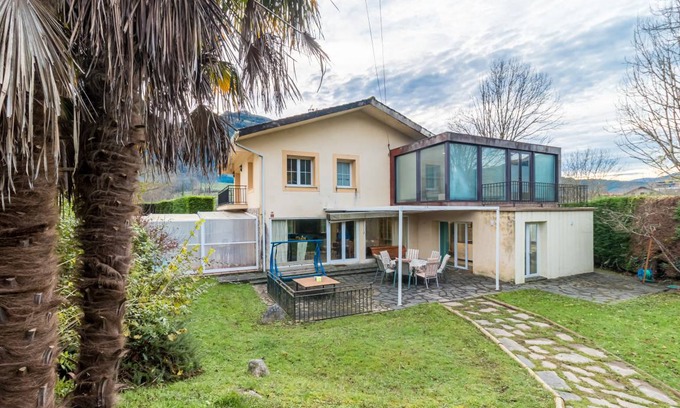Valle de Ruesga Villa | 250 m² Villa ∙ 6 bedrooms ∙ 15 guests
