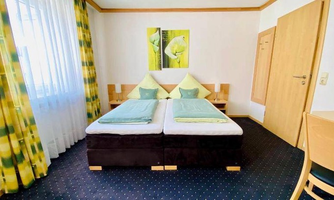 Unterallgau Bed & Breakfast | 30 m² Bed and breakfast ∙ 2 bedrooms ∙ 5 guests