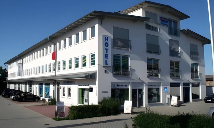Munchen District House | 30 m² Motel ∙ 127 guests