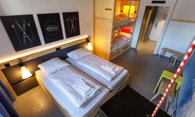Garmisch-Partenkirchen Hostel | 31 m² Hostel ∙ 6 guests
