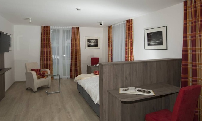 Bogenhausen Apartment | 31 m² Apartment ∙ 2 guests