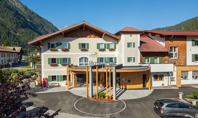 Bach Hotel | 35 m² Hotel ∙ 4 guests