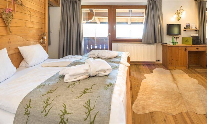 Hinterthiersee Hotel | 36 m² Hotel ∙ 2 bedrooms ∙ 2 guests