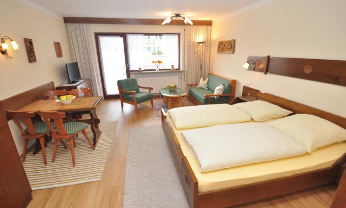 Wallgau Apartment | 40 m² Apartment ∙ 1 bedroom ∙ 3 guests