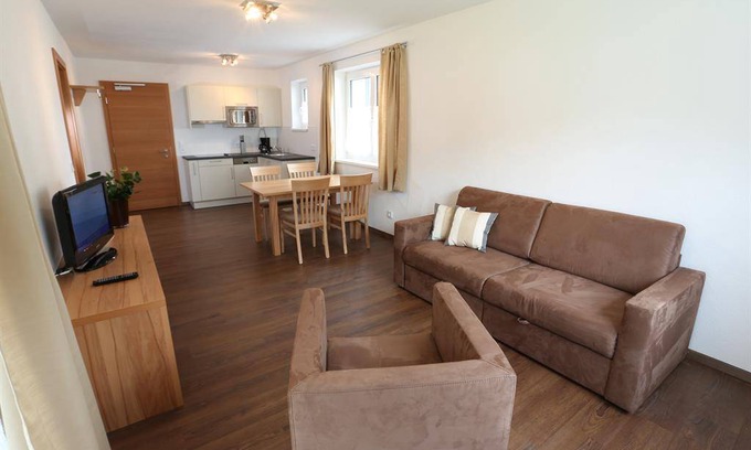 Sankt Anton am Arlberg Apartment | 42 m² Apartment ∙ 1 bedroom ∙ 3 guests