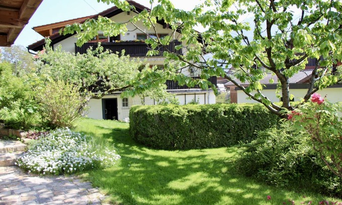 Flintsbach A. Inn Apartment | 42 m² Apartment ∙ 2 guests