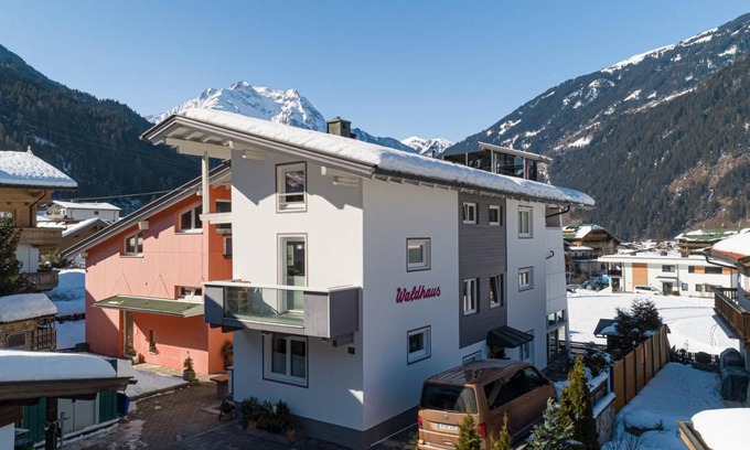 Mayrhofen Apartment | 42 m² Apartment ∙ 1 bedroom ∙ 3 guests