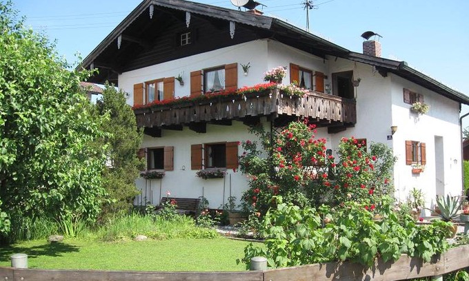 Brannenburg Apartment | 42 m² Apartment ∙ 2 guests