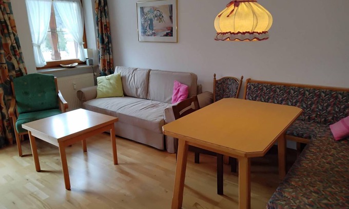 Aschau im Chiemgau Apartment | 48 m² Apartment ∙ 1 bedroom ∙ 4 guests