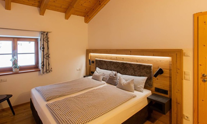 Bernau am Chiemsee Apartment | 49 m² Apartment ∙ 2 bedrooms ∙ 2 guests