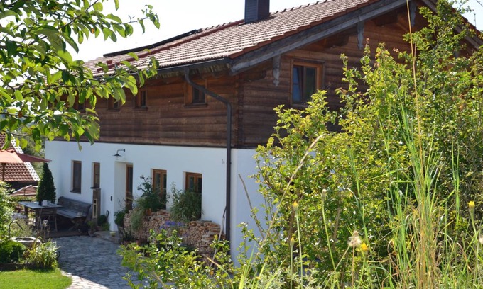 Bad Endorf Apartment | 50 m² Apartment ∙ 3 guests