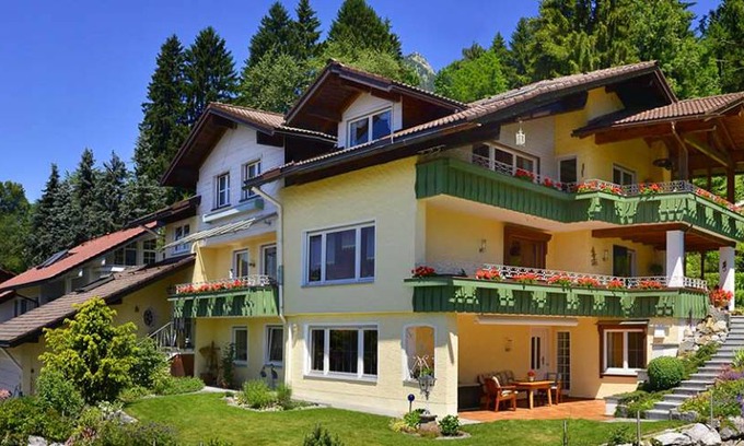Burgberg Apartment | 50 m² Apartment ∙ 1 bedroom ∙ 2 guests