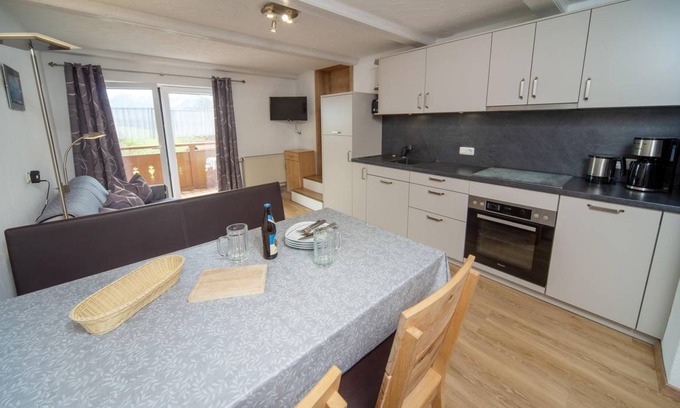 Hopferau Apartment | 50 m² Apartment ∙ 1 bedroom ∙ 4 guests
