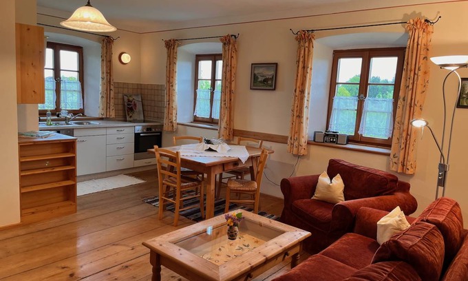 Breitbrunn a. Chiemsee Apartment | 52 m² Apartment ∙ 4 guests
