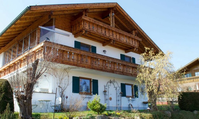 Lechbruck Apartment | 52 m² Apartment ∙ 2 bedrooms ∙ 2 guests