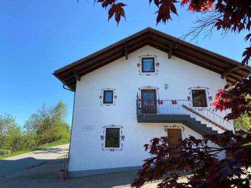 Neukirchen Beim Heiligen Blut House | 52 m² House ∙ 2 bedrooms ∙ 5 guests