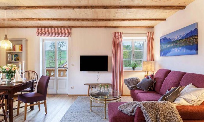 Rottenbuch Apartment | 53 m² Apartment ∙ 1 bedroom ∙ 4 guests