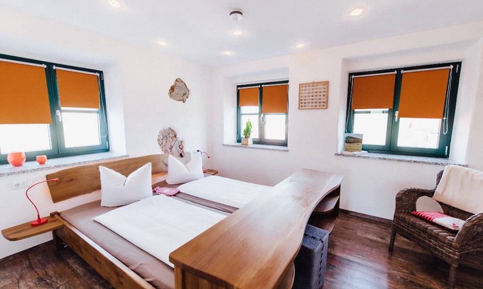 Schwarzach b. Nabburg Apartment | 54 m² Apartment ∙ 1 bedroom ∙ 2 guests