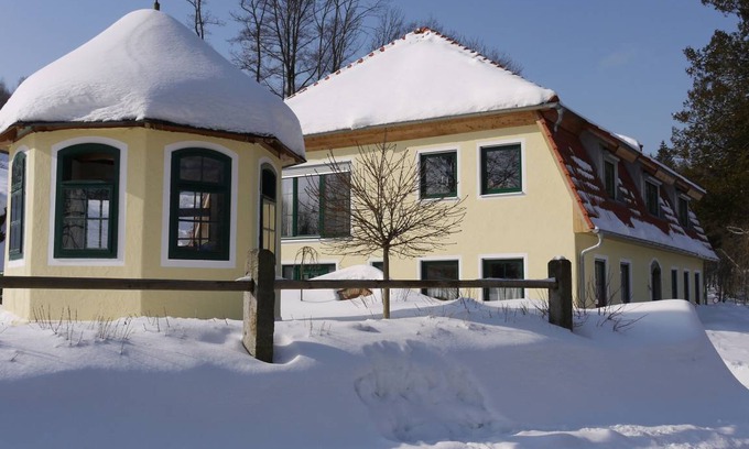 Furth im Wald Apartment | 55 m² Apartment ∙ 1 bedroom ∙ 4 guests