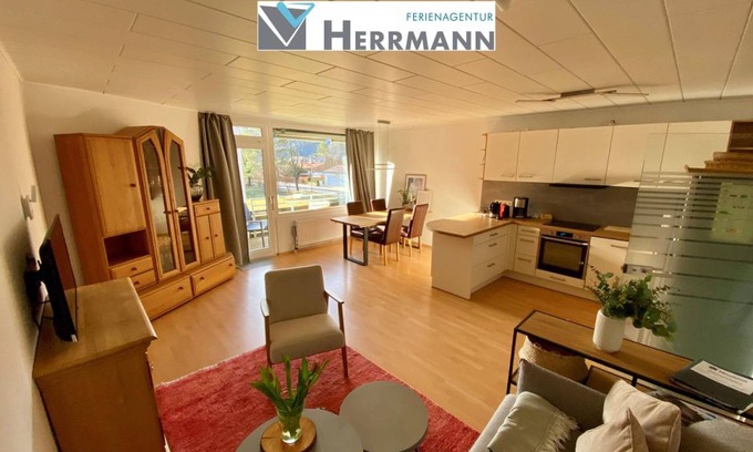 Schwarzenbach Apartment | 55 m² Apartment ∙ 1 bedroom ∙ 4 guests