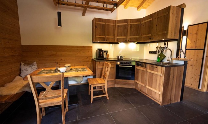 Schwob House | 56 m² House ∙ 6 guests