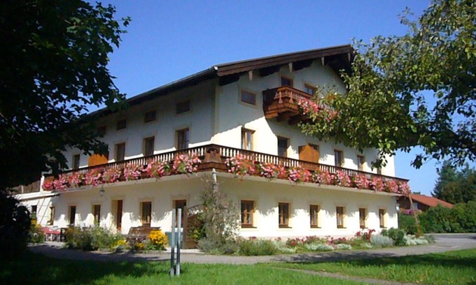 Seeon-Seebruck Apartment | 60 m² Apartment ∙ 2 bedrooms ∙ 4 guests
