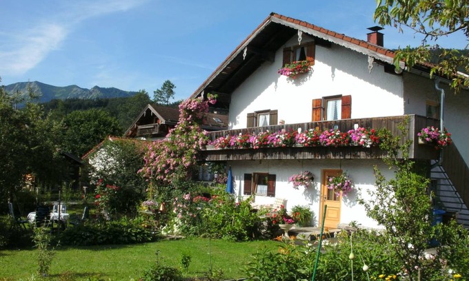 Fischbachau Apartment | 60 m² Apartment ∙ 2 bedrooms ∙ 4 guests