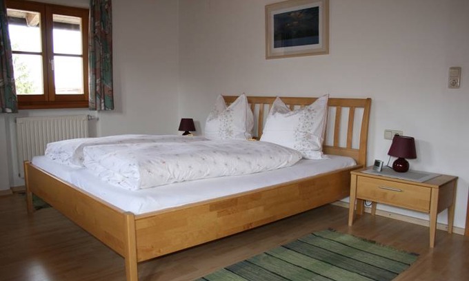 Brannenburg Apartment | 60 m² Apartment ∙ 2 bedrooms ∙ 4 guests