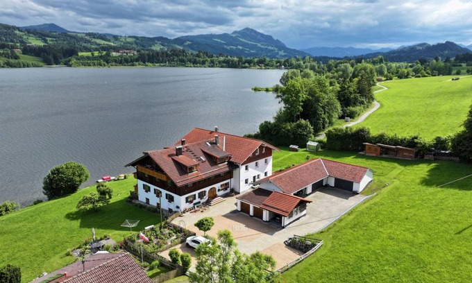Sulzberg Apartment | 65 m² Apartment ∙ 2 bedrooms ∙ 4 guests