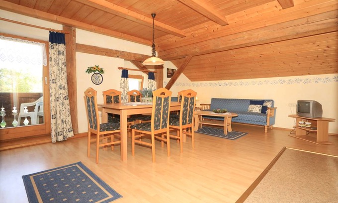 Siegsdorf Apartment | 65 m² Apartment ∙ 2 bedrooms ∙ 4 guests