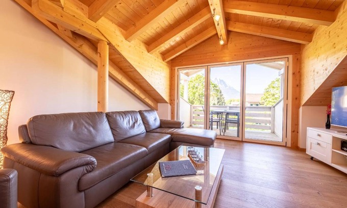 Garmisch-Partenkirchen Apartment | 70 m² Apartment ∙ 2 bedrooms ∙ 4 guests