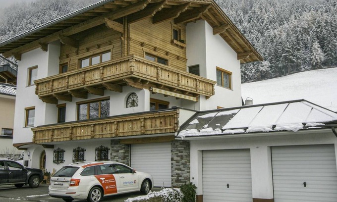 Bruck am Ziller Apartment | 70 m² Apartment ∙ 2 bedrooms ∙ 4 guests