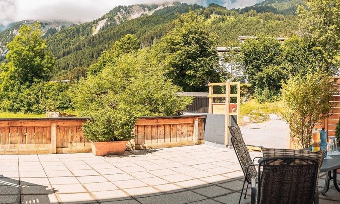 Hoefen Apartment | 70 m² Apartment ∙ 2 bedrooms ∙ 4 guests