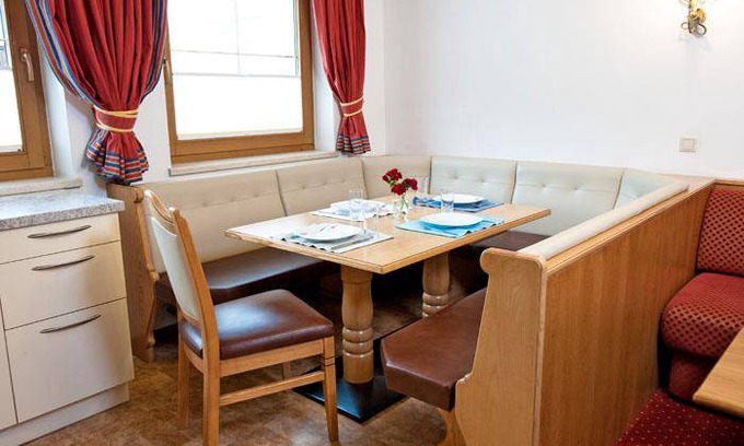 Neustift Im Stubaital Apartment | 70 m² Apartment ∙ 3 bedrooms ∙ 6 guests