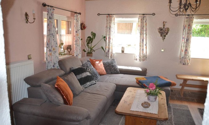 Hohenwarth House | 70 m² House ∙ 2 bedrooms ∙ 4 guests