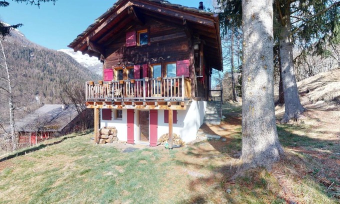 Evolene Ski Chalet | 73 m² Chalet ∙ 4 bedrooms ∙ 5 guests