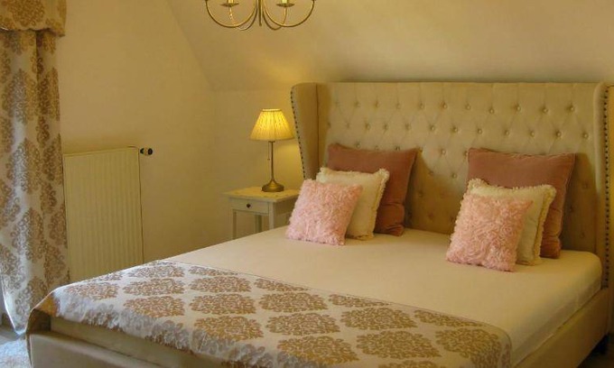 Weilheim Apartment | 75 m² Apartment ∙ 2 bedrooms ∙ 4 guests