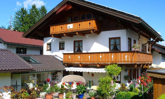 Garmisch-Partenkirchen Apartment | 75 m² Apartment ∙ 1 bedroom ∙ 2 guests